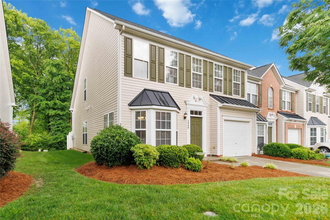 3866 Carl Parmer Dr., Harrisburg, NC 28075