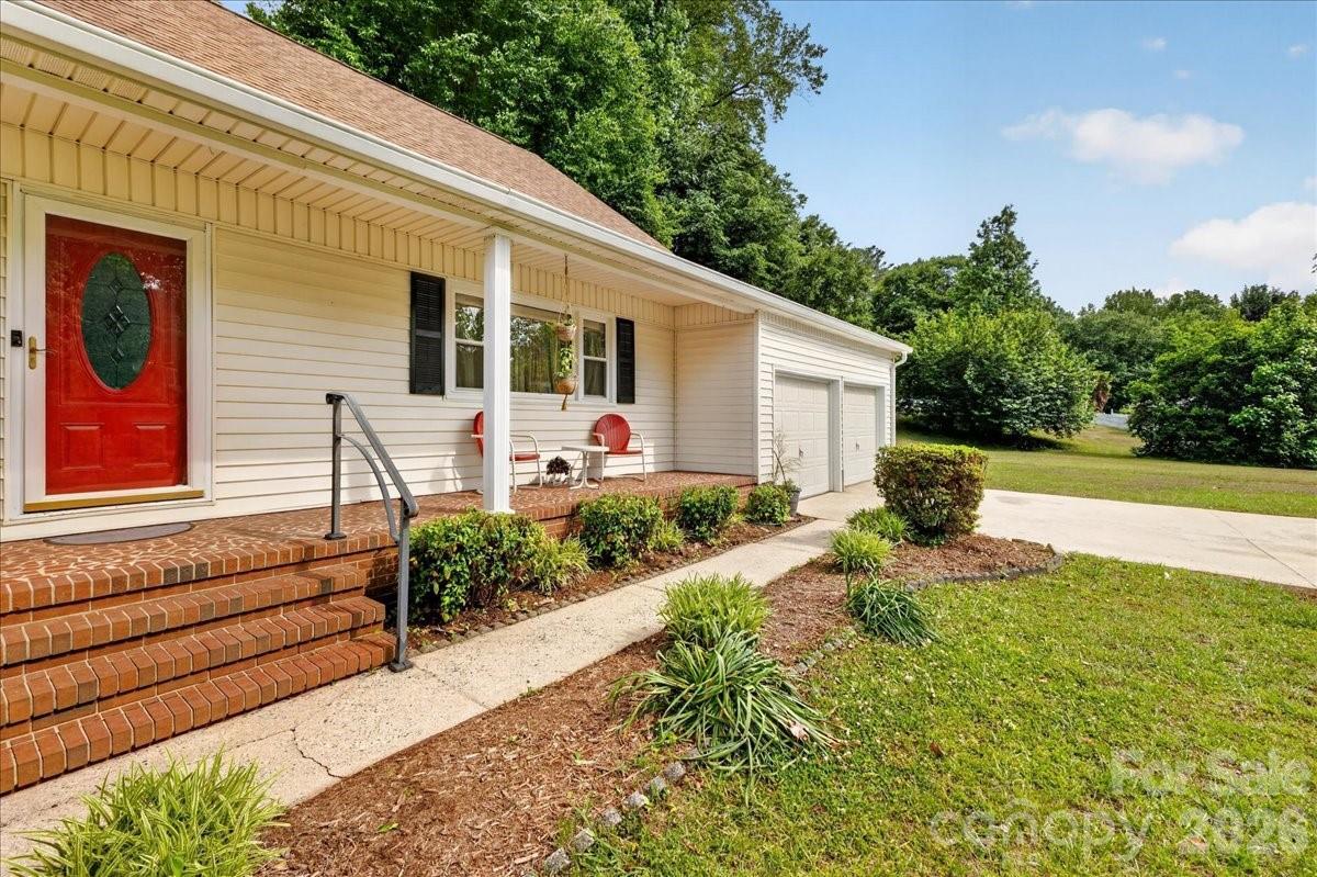 1303 Wildwood Dr., Kannapolis, NC 28081