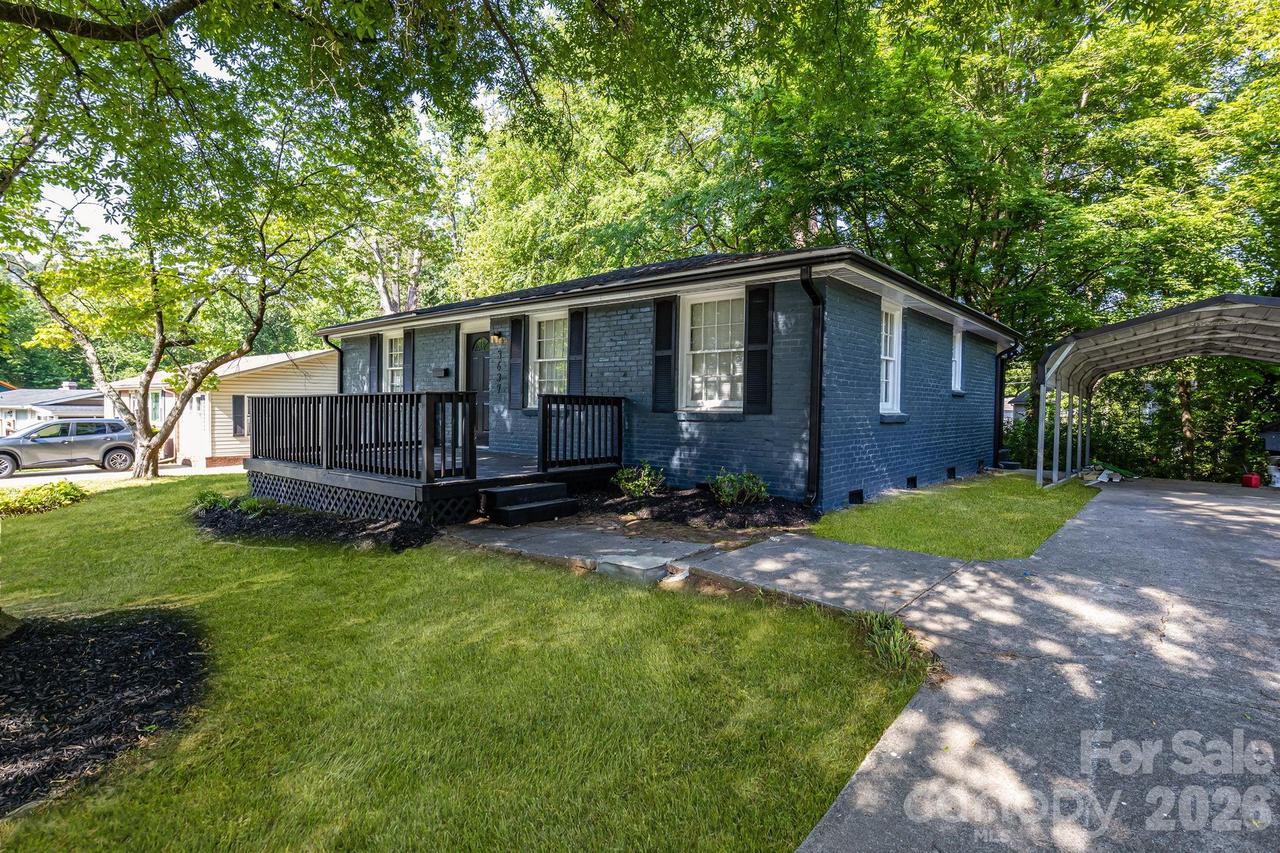 3637 Glenville Ave., Charlotte, NC 28215