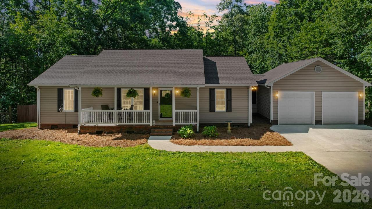 39328 Holly Ridge Rd., New London, NC 28127