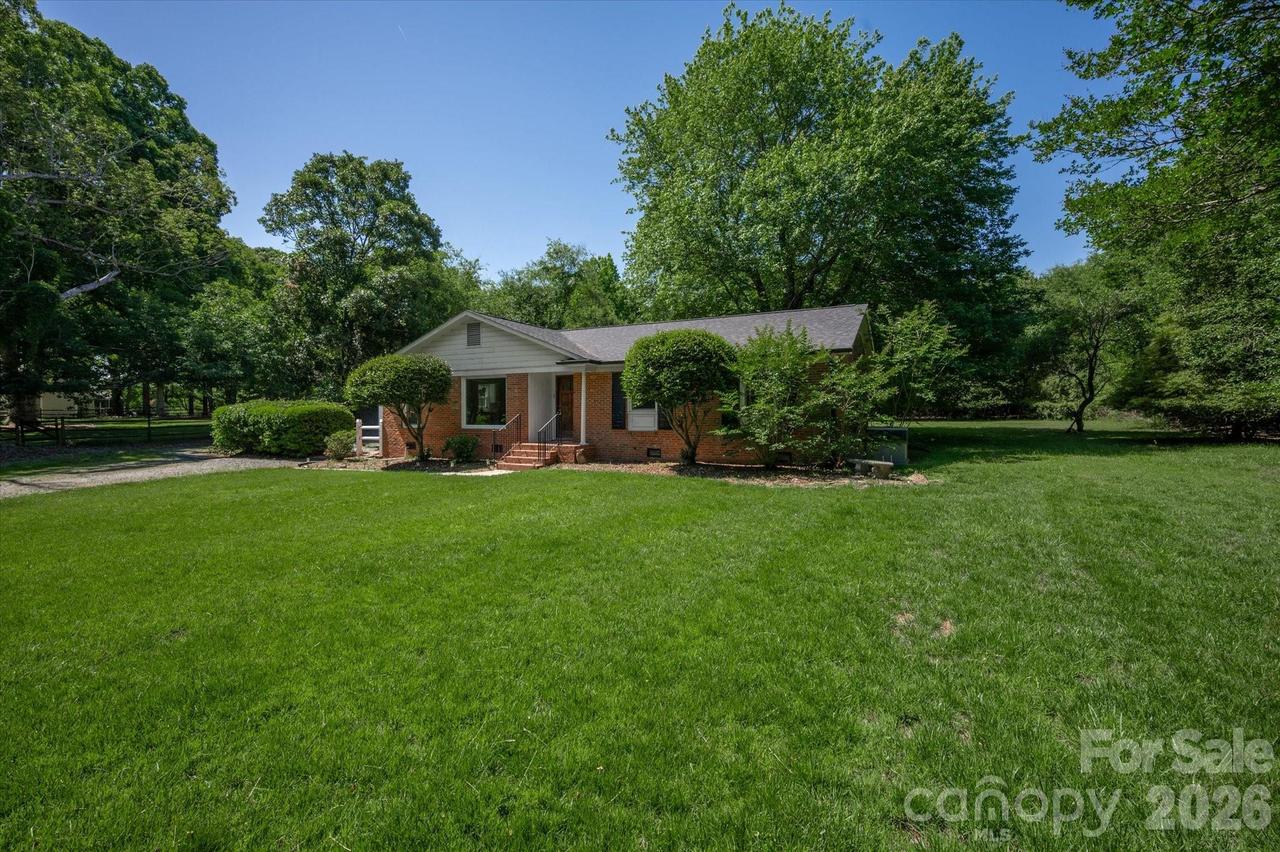 2645 Walker Rd., Matthews, NC 28105