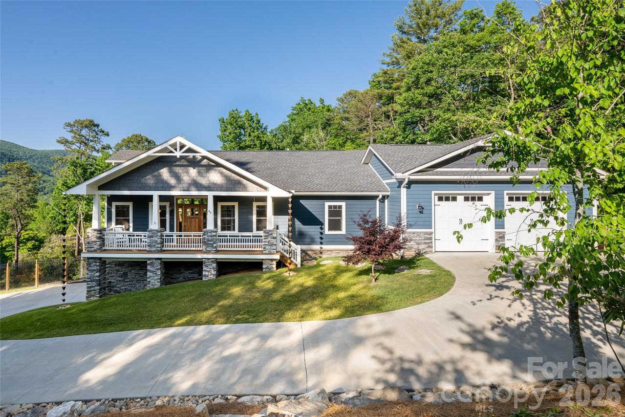 46 Nuthatch Ct., Fairview, NC 28730