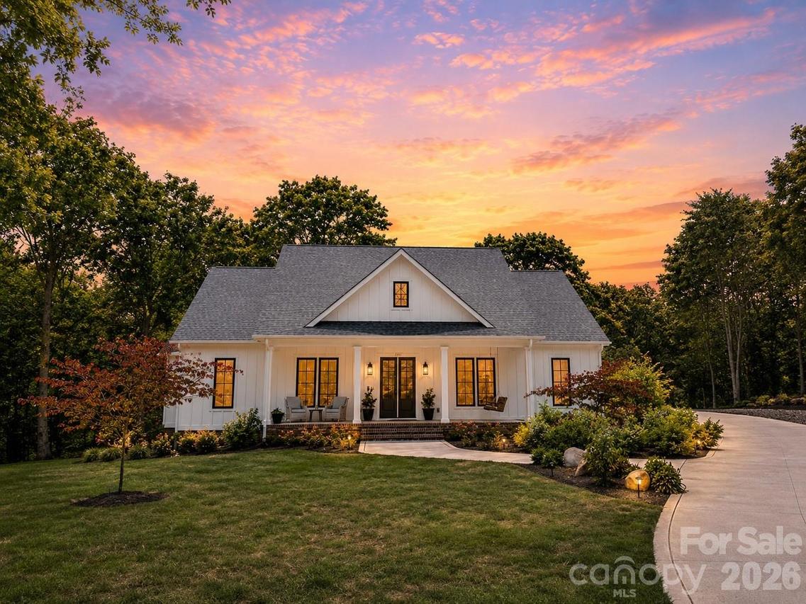 137 Channel Ct., New London, NC 28127