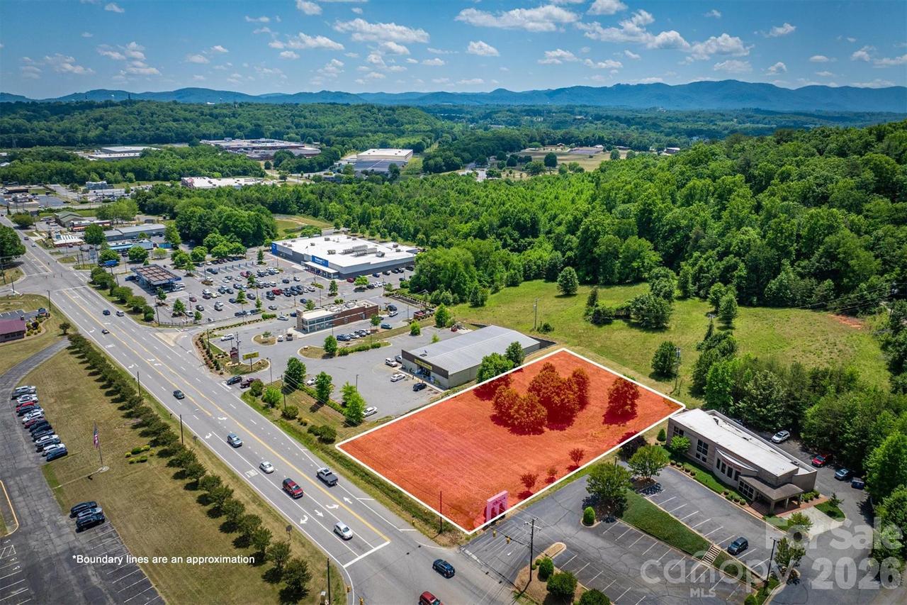 N Green St., Morganton, NC 28655