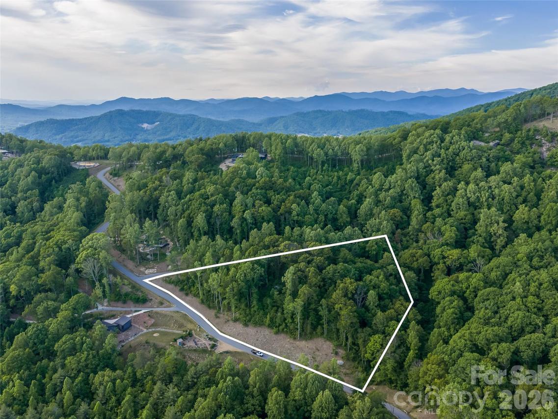 000 New Sprout Ln. #2, Hendersonville, NC 28792