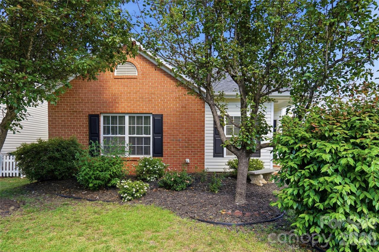1912 Beckwith Ln., Waxhaw, NC 28173