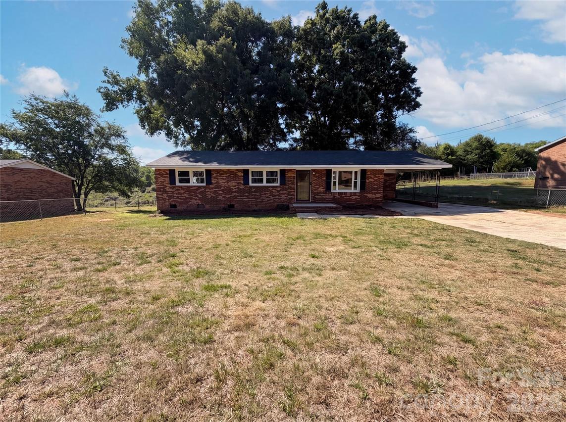 4030 Angus Dr., Gastonia, NC 28056