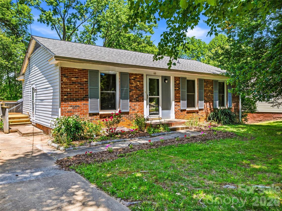 60 Skyview Ter., Asheville, NC 28806