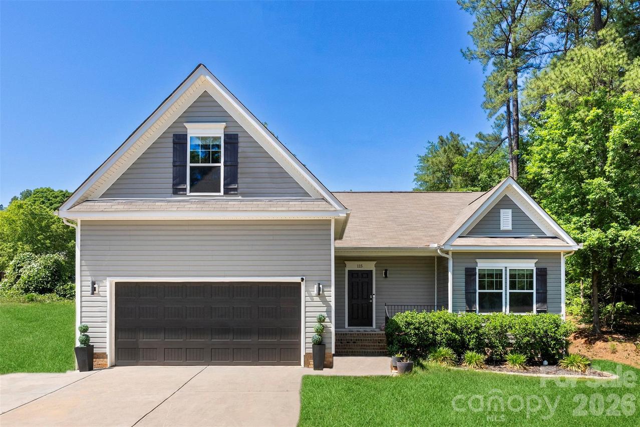 115 Stoney Ln., Cherryville, NC 28021