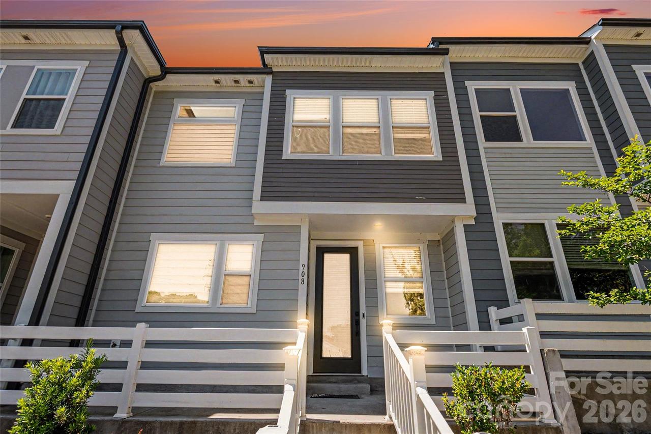 908 Kinsey Alley, Charlotte, NC 28217