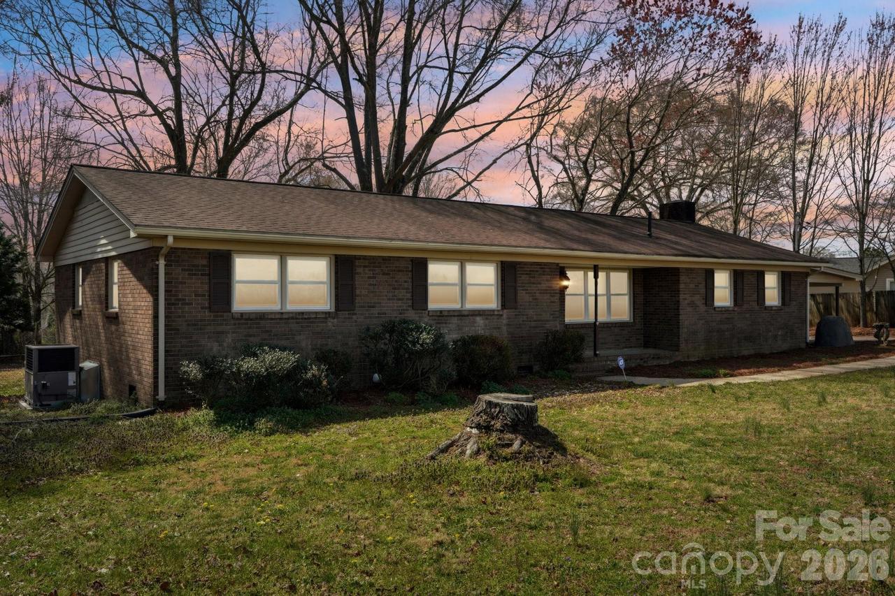 839 Oak Grove Rd., Kings Mountain, NC 28086