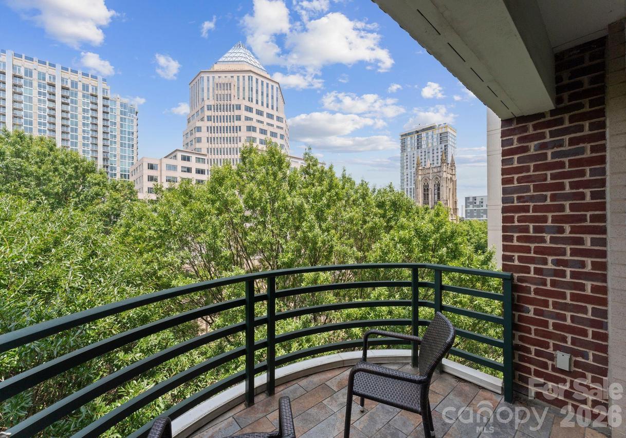 400 N Church St. #422, Charlotte, NC 28202
