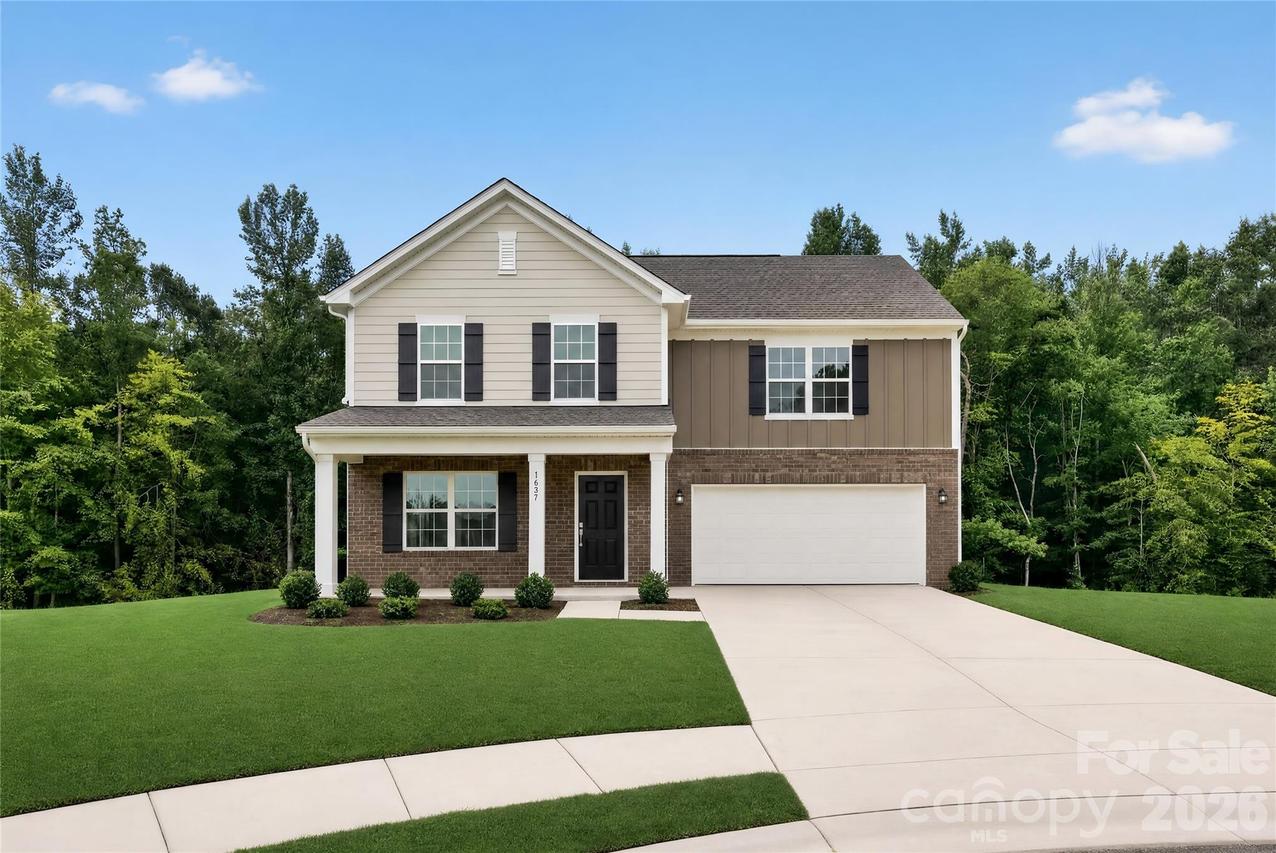 1637 Cottage Creek Dr. #58, Bessemer City, NC 28016