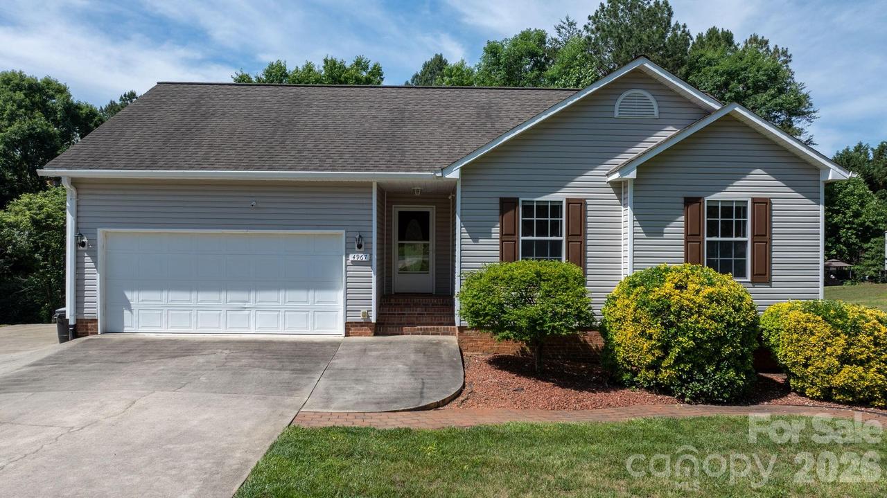 4967 Addison Ln., Hickory, NC 28601