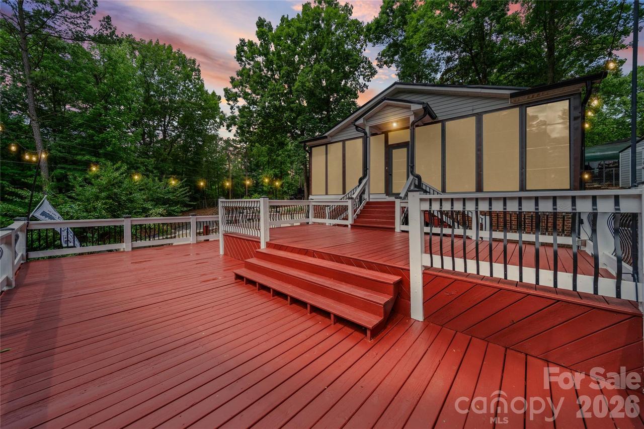 278/280 Lake Tillery Tr., Mount Gilead, NC 27306