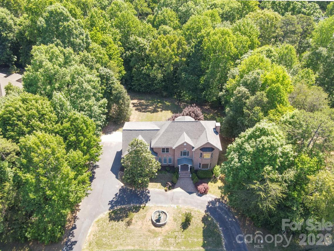 381 Lake Forest Dr., Taylorsville, NC 28681