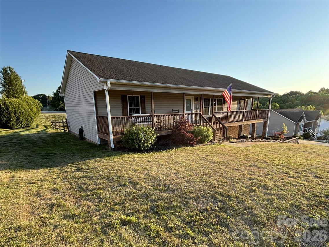 2311 Merts Way, Hudson, NC 28638
