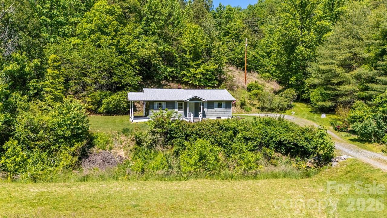 1111 Ammons Branch Rd., Marshall, NC 28753