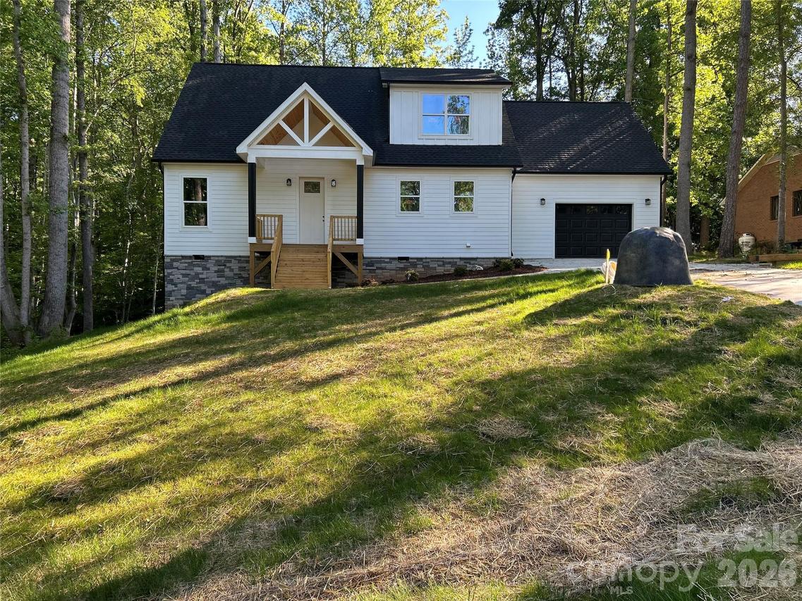 149 Trellis Ln., Troutman, NC 28166