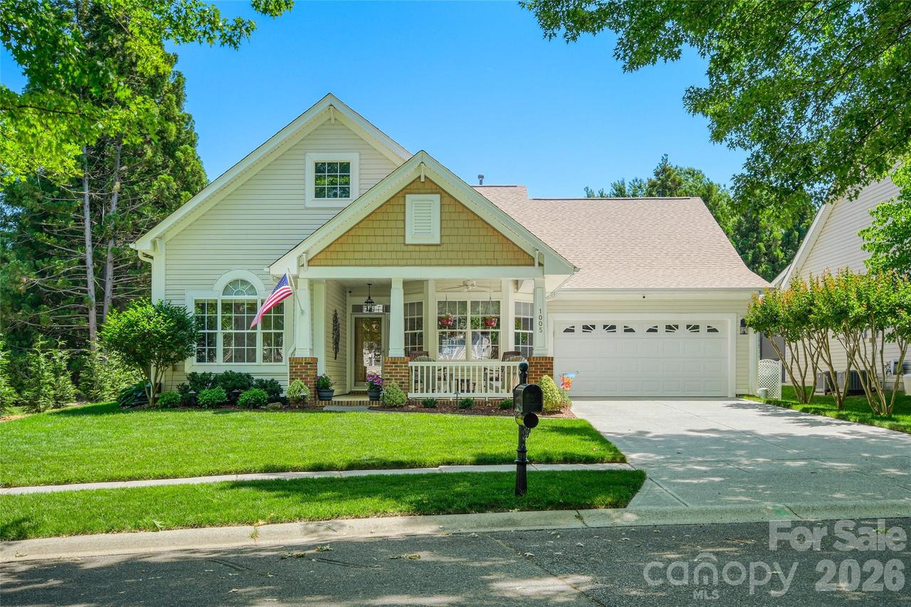 1005 Feather Oak Ln., Matthews, NC 28104