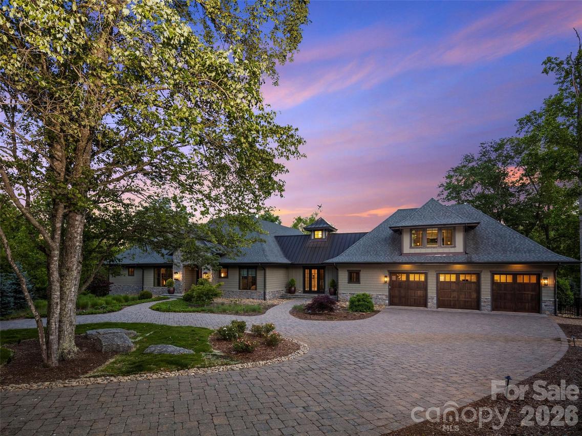 334 Walnut Valley Pkwy., Arden, NC 28704