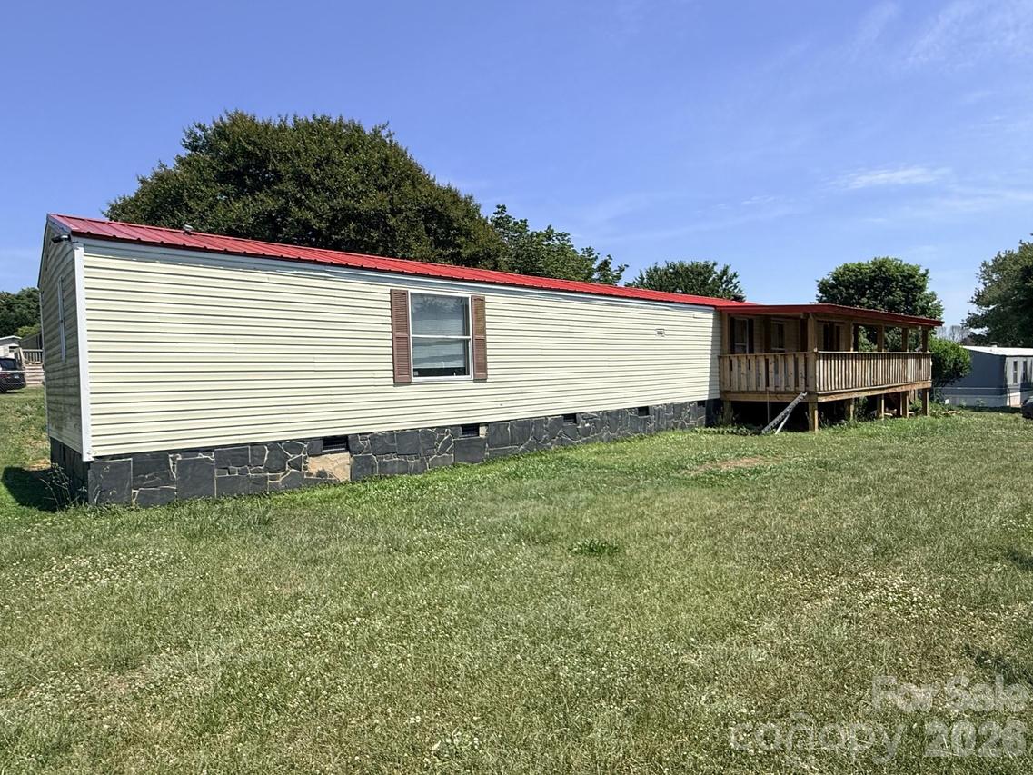 2330 Springdale Dr., Newton, NC 28658