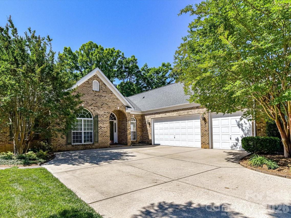 2535 Harlington Ln., Charlotte, NC 28270