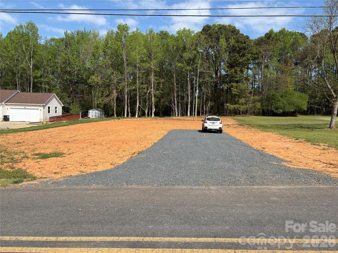 000 Quail Trail Rd., Norwood, NC 28128