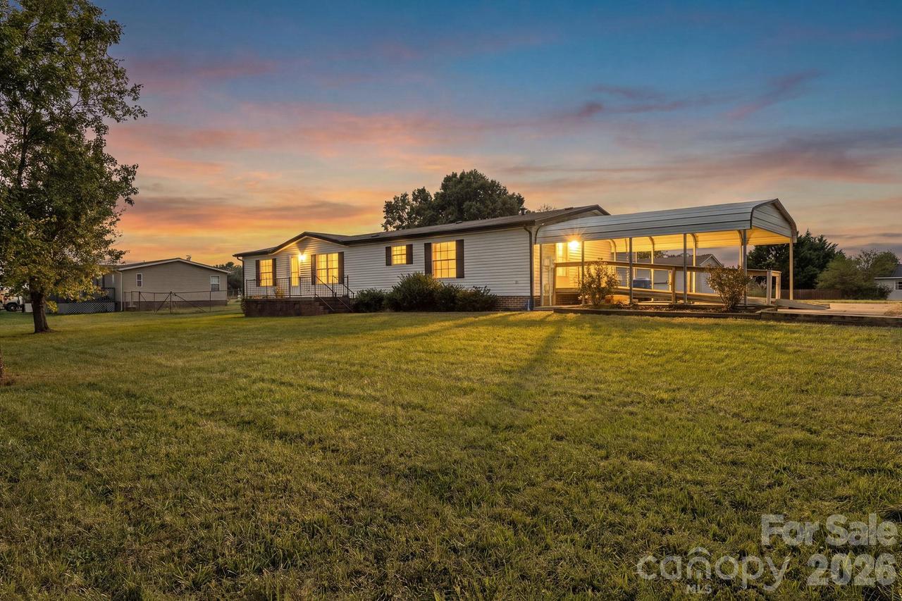 25 Lineside Dr., Stony Point, NC 28678
