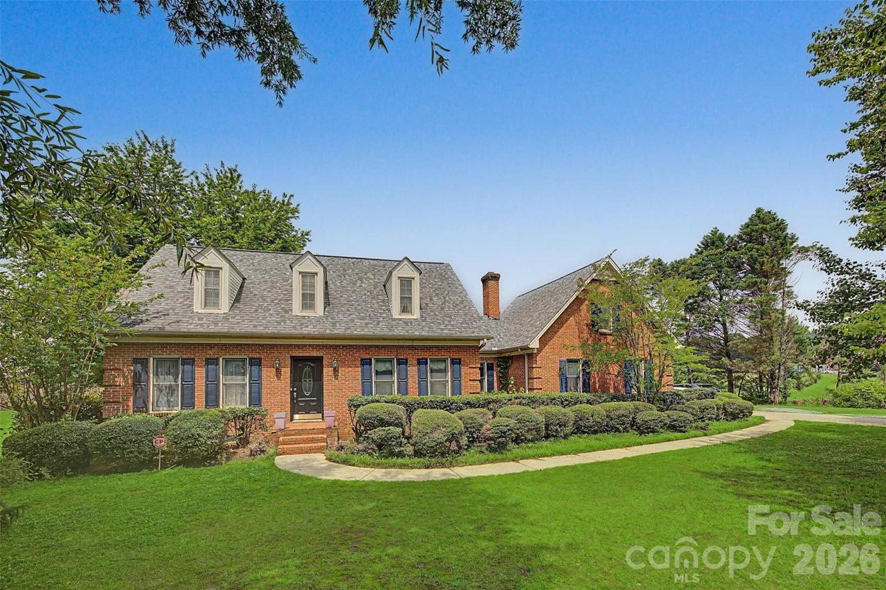 402 S Providence Rd. #1, Waxhaw, NC 28173