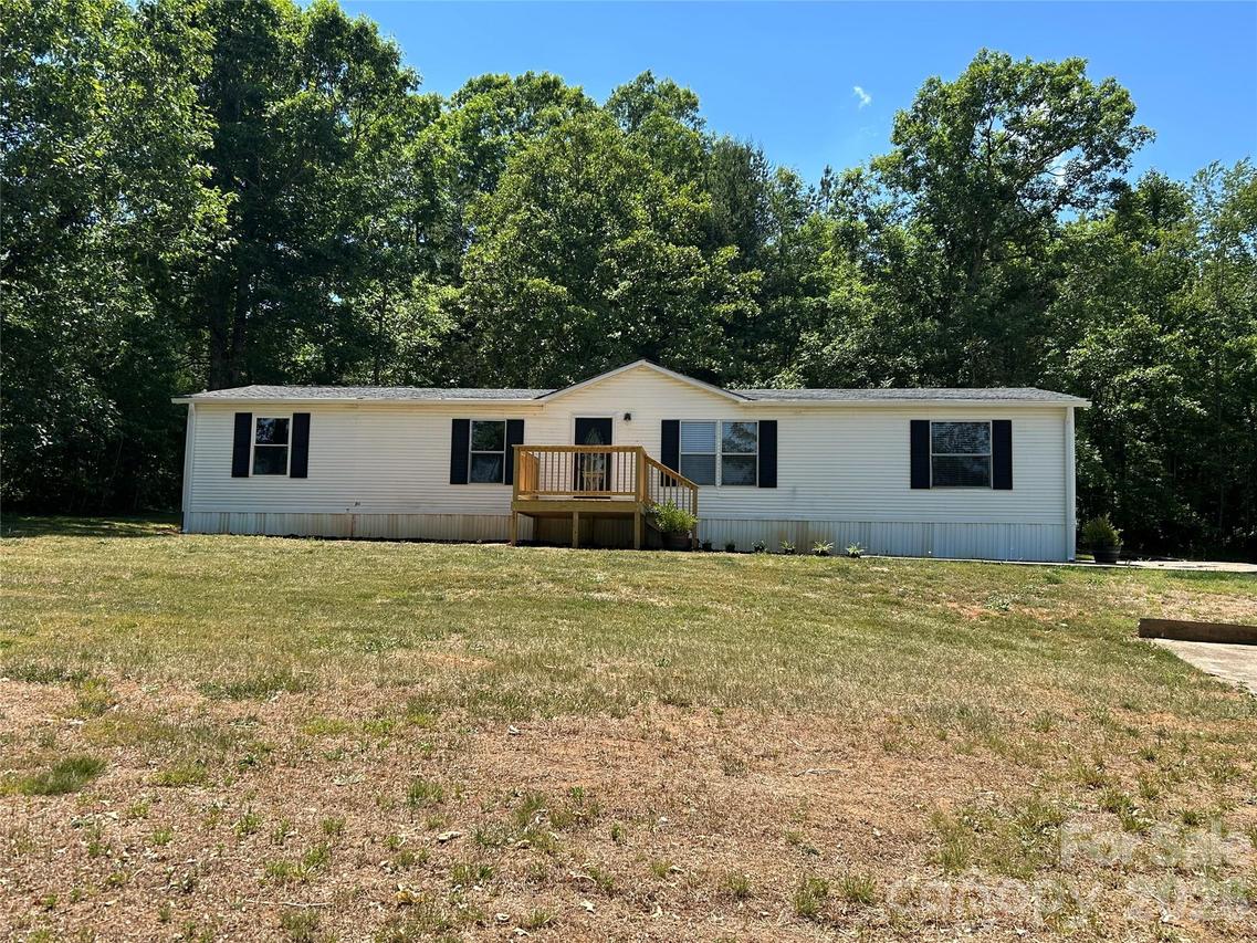 370 Walker Rd., Nebo, NC 28761