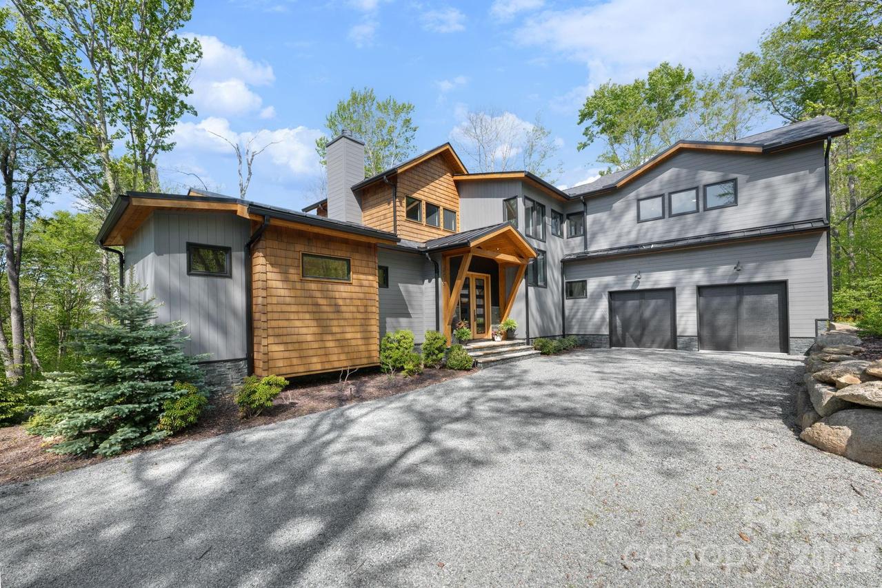 576 Eagle Springs Tr., Banner Elk, NC 28604