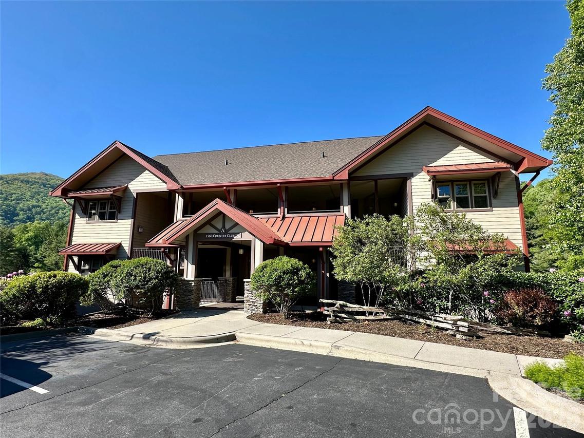 1560 Country Club Dr. #A202, Maggie Valley, NC 28751
