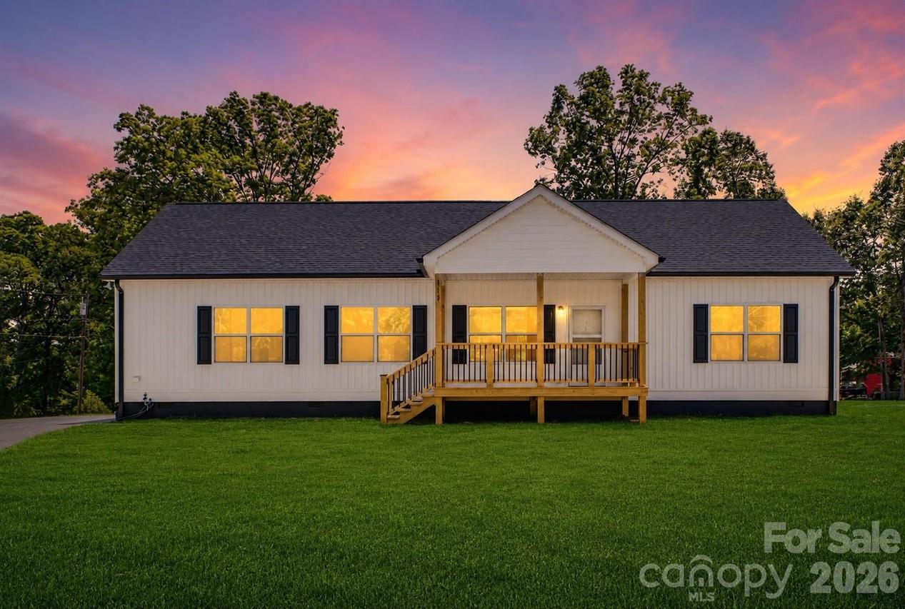 111 Sarah Ave., Newton, NC 28658