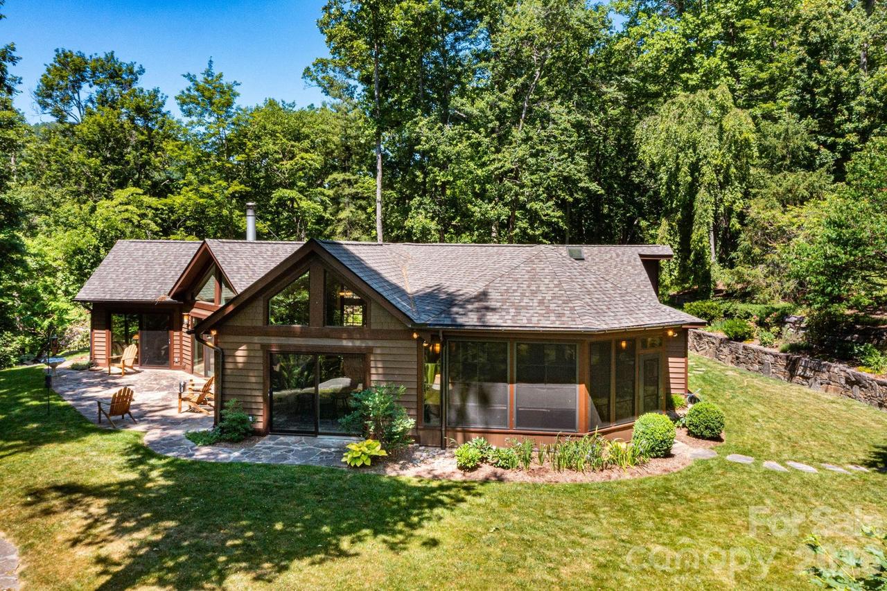 29 Gardner Dr., Asheville, NC 28803