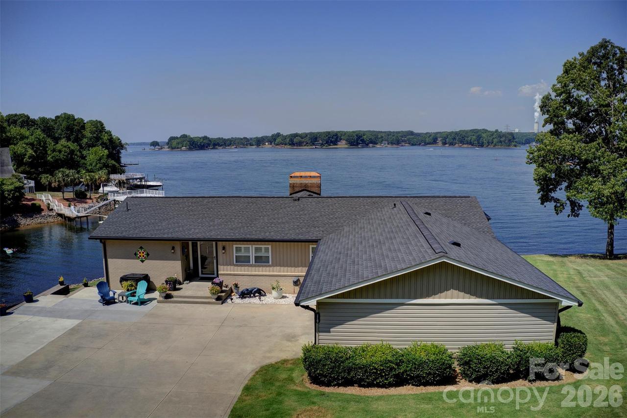 117 Summersong Ln., Mooresville, NC 28117
