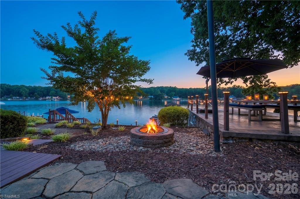 1332 Lake Drive 9 None, Lexington, NC 27292