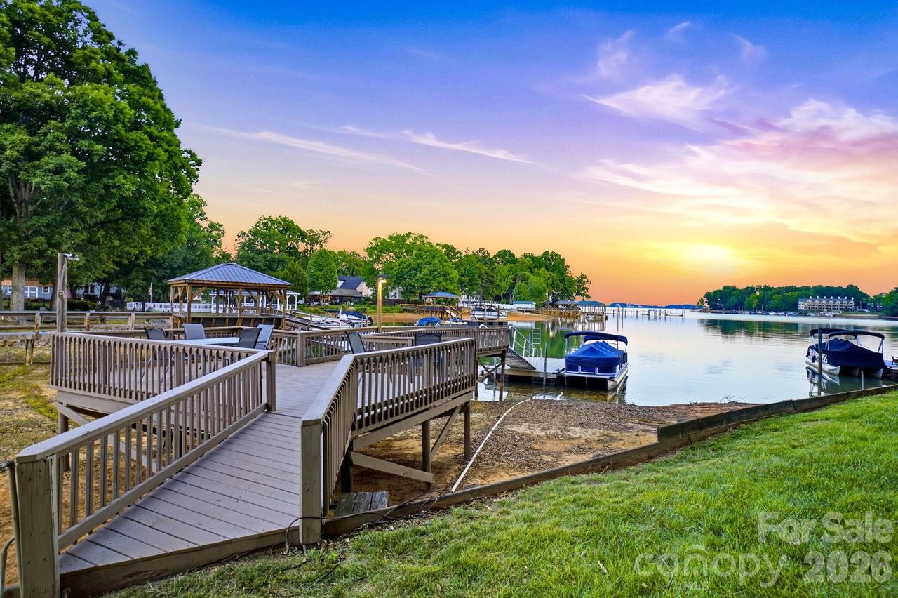 8188 Normandy Rd., Denver, NC 28037