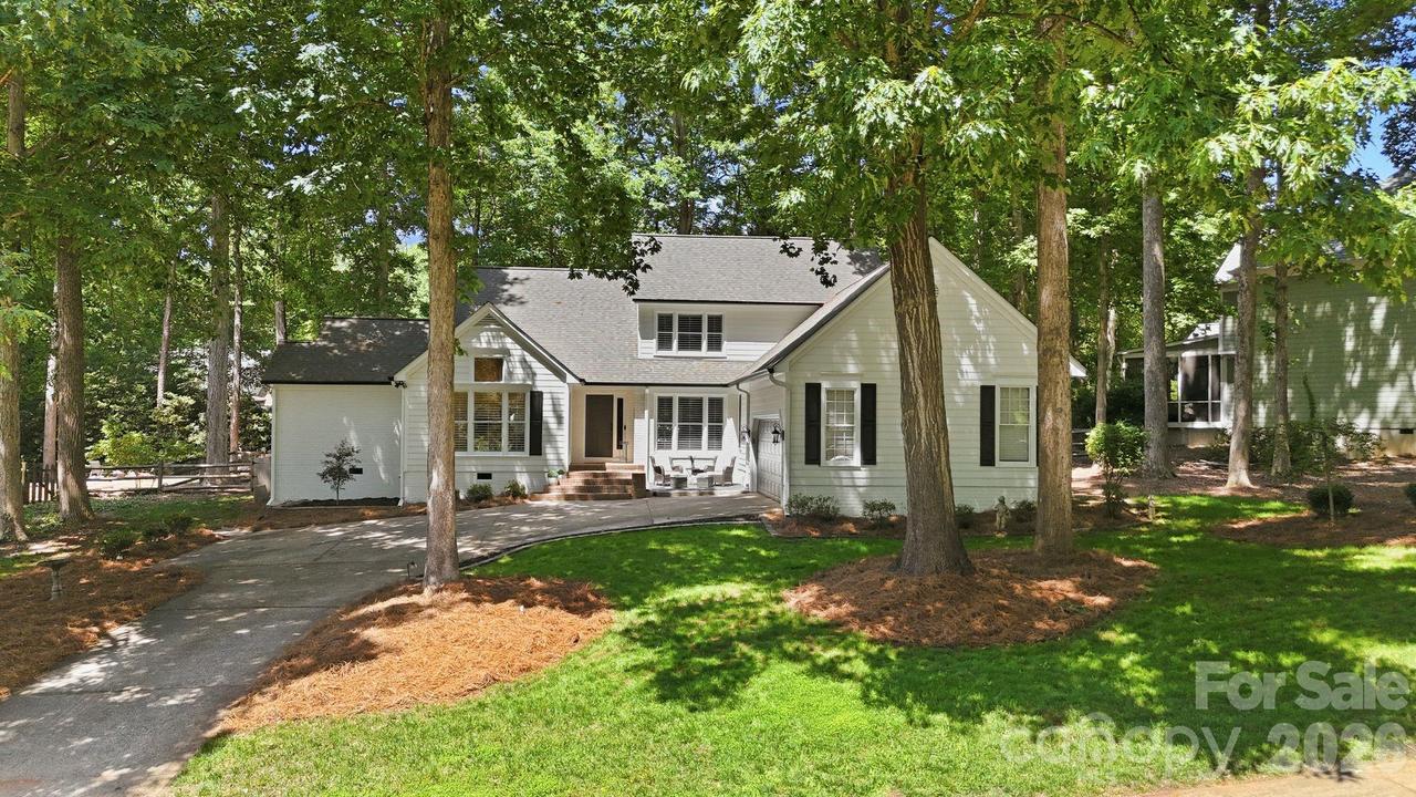 8916 Oxfordshire Ct., Huntersville, NC 28078