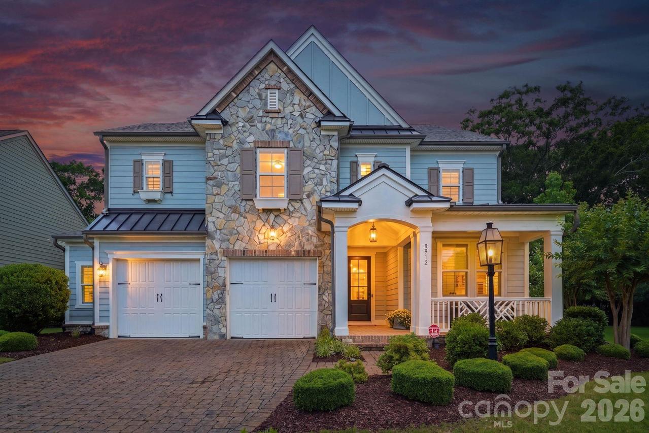 8912 Blakeney Dr., Charlotte, NC 28277