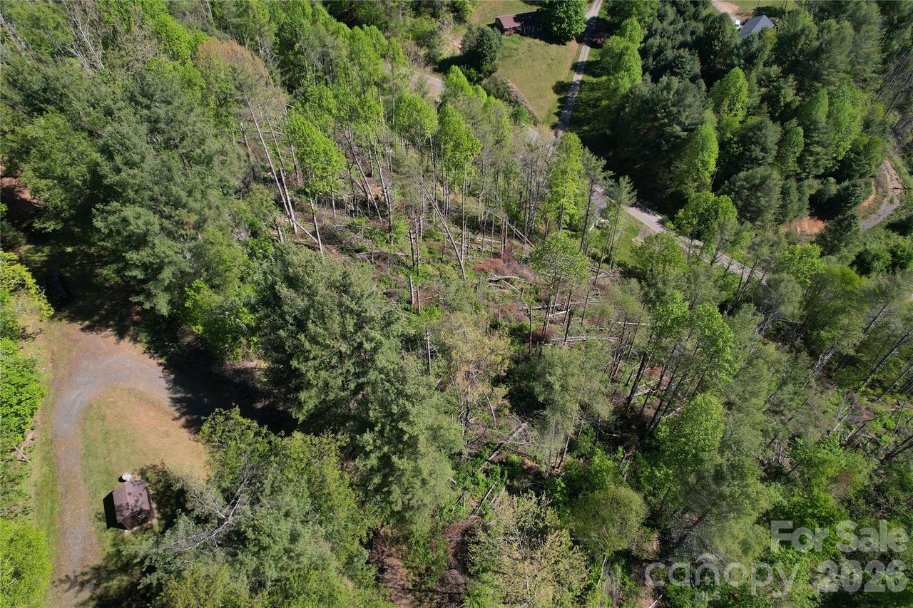 00 River Rock Rd., Warrensville, NC 28693