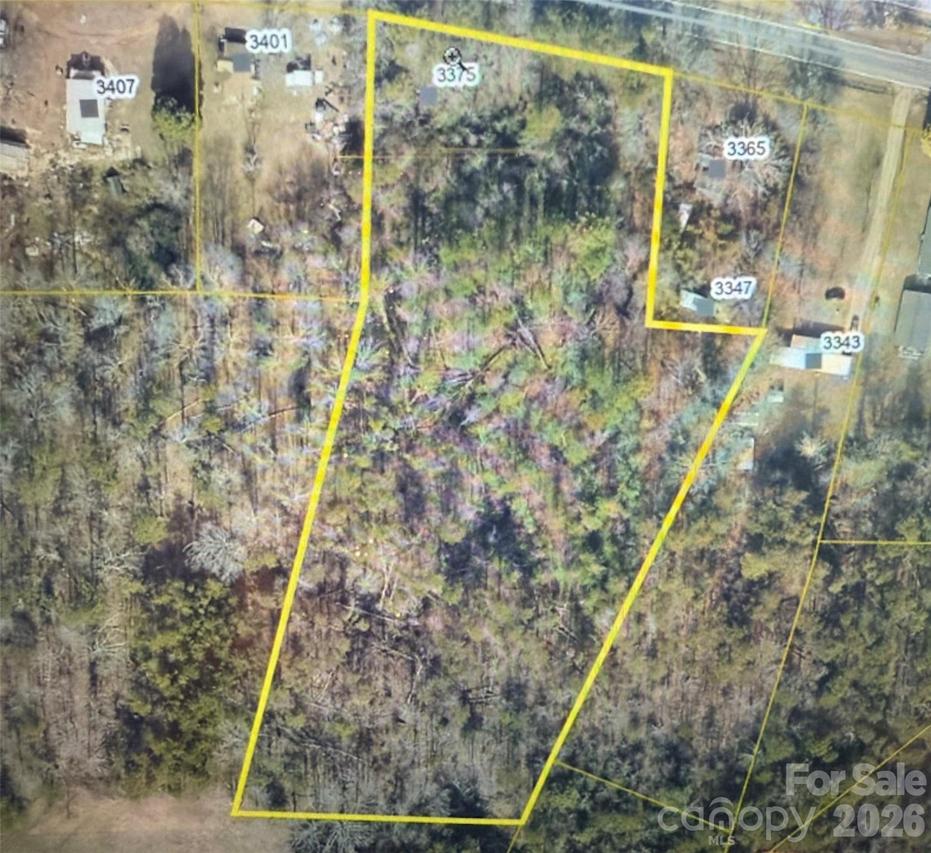 3375 9th Avenue Dr., Hickory, NC 28601