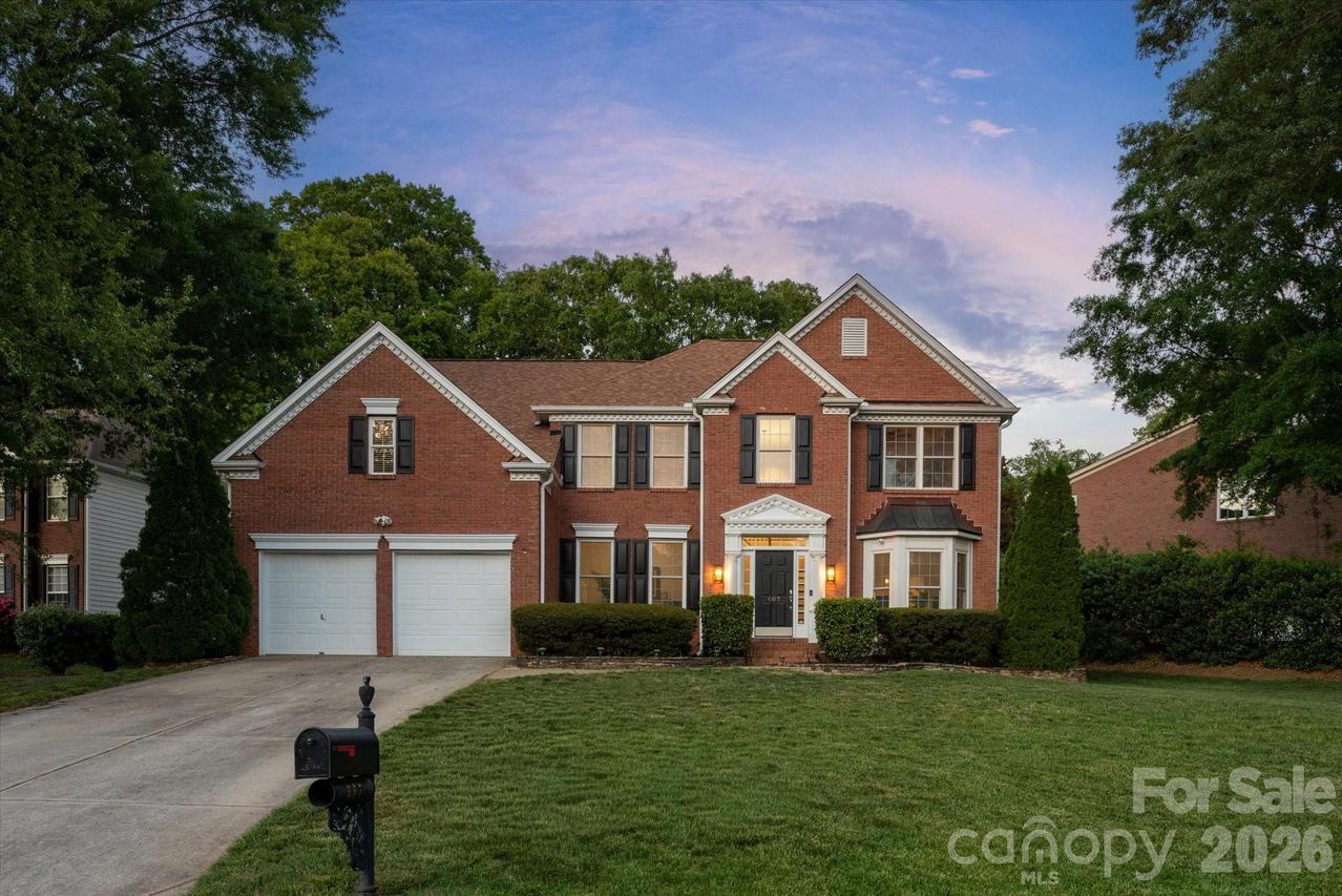 607 Birchwood Dr., Waxhaw, NC 28173