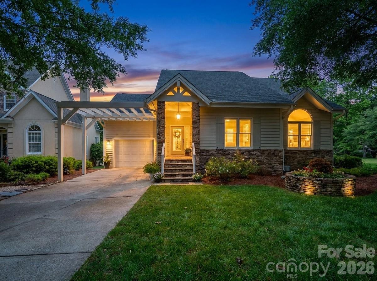 444 Millingport Ln., New London, NC 28127
