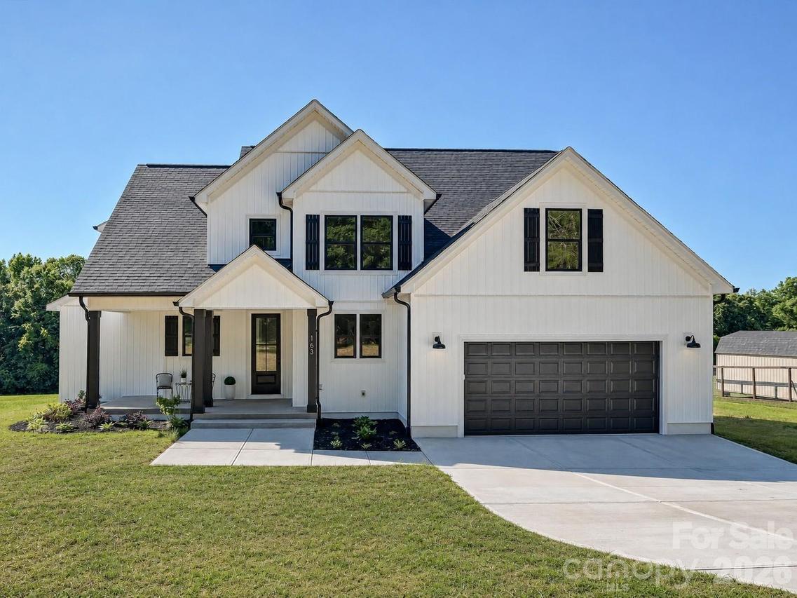 163 Lone Pine Rd., Statesville, NC 28625