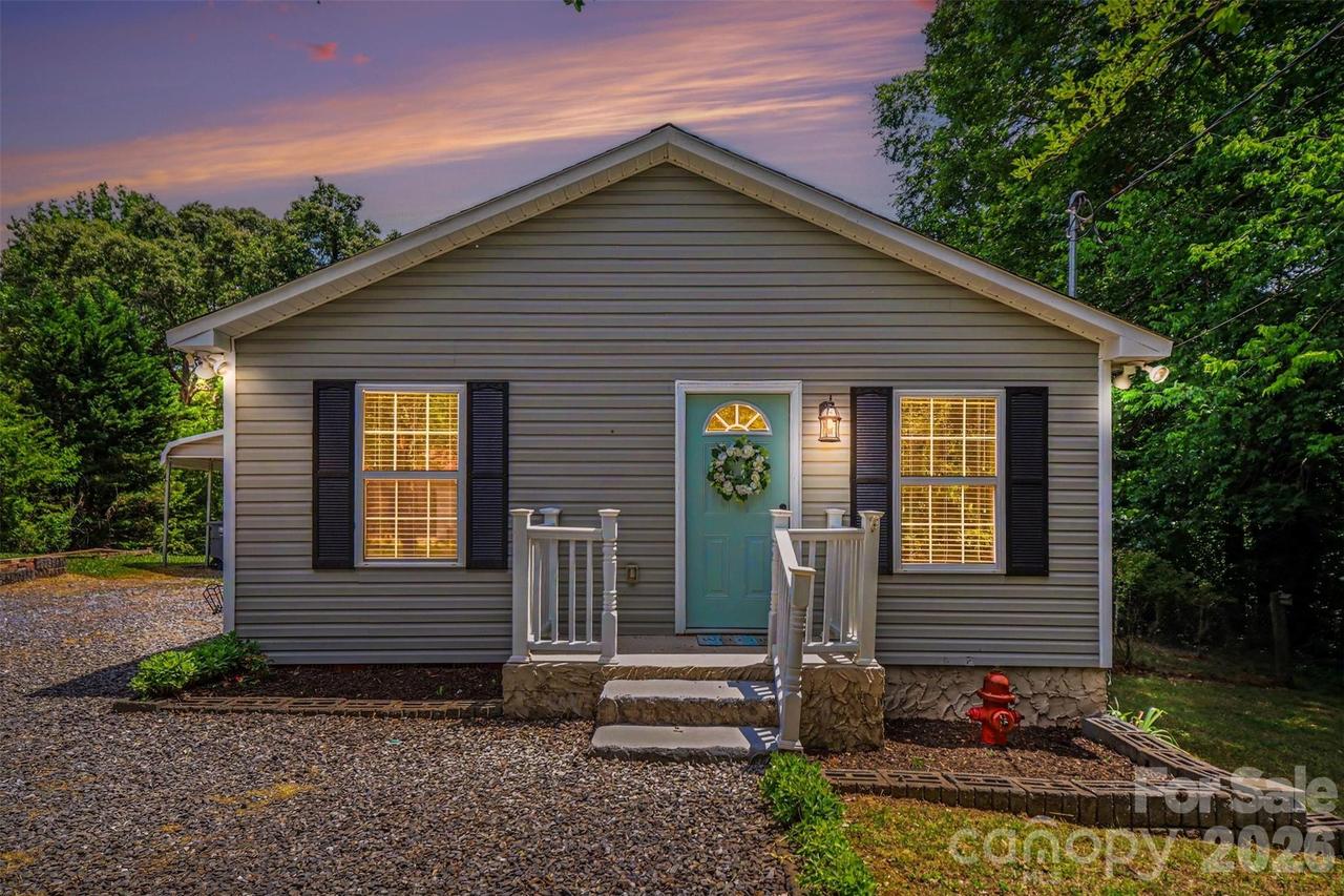 313 Oakland Ave., Belmont, NC 28012