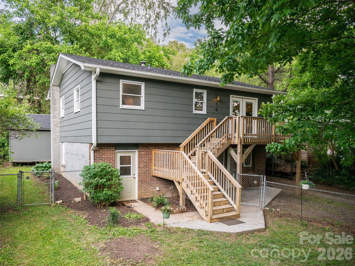 70 Michigan Ave., Asheville, NC 28806