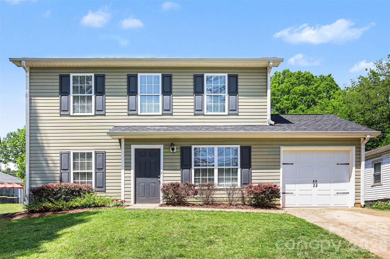 2540 Elmin St., Charlotte, NC 28208
