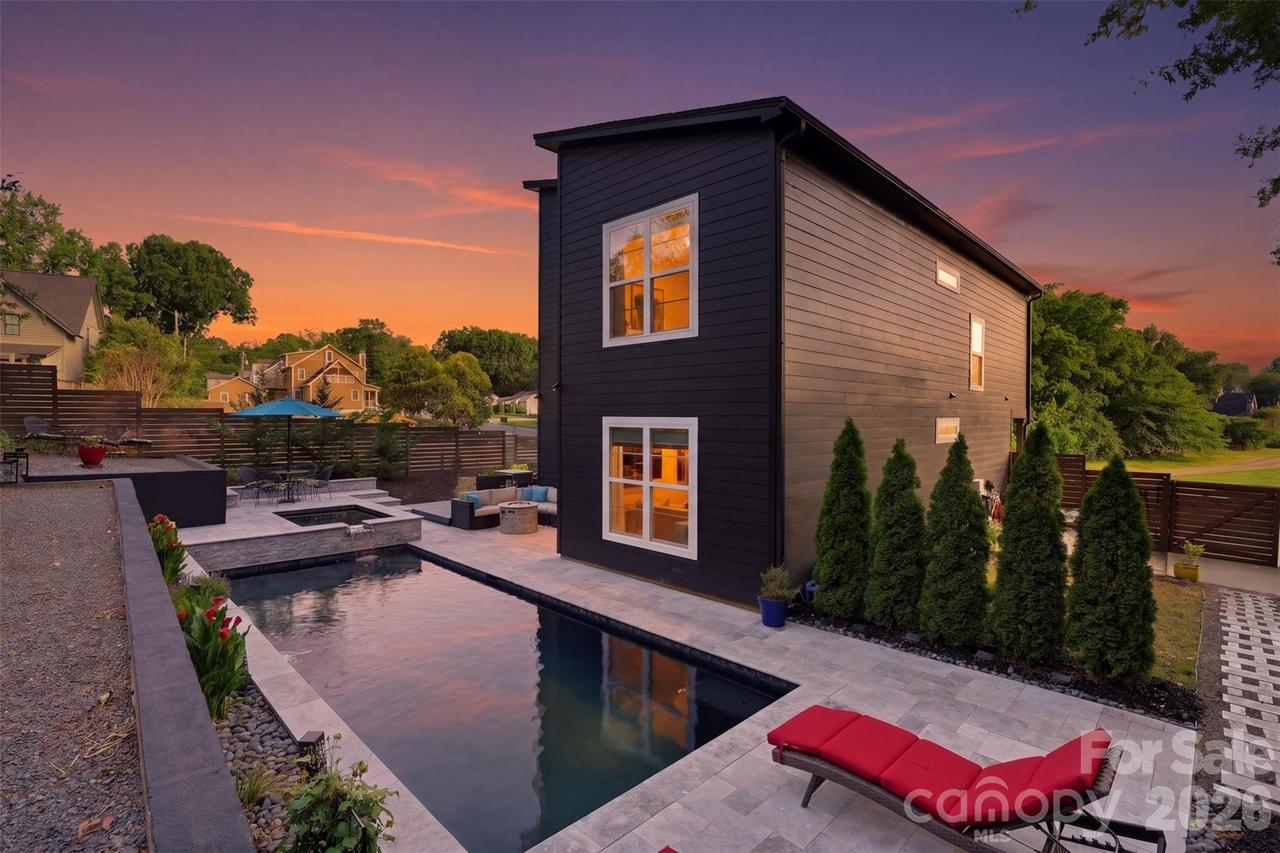 715 E 28th St., Charlotte, NC 28205