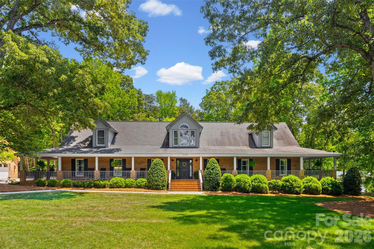 16105 Langston Dr., Charlotte, NC 28278